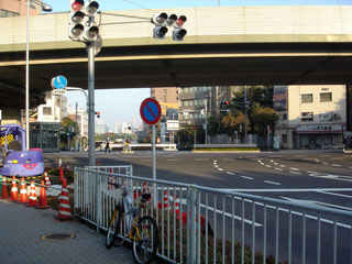 �Ϥ�Τ�̯�˶�ϫ��������